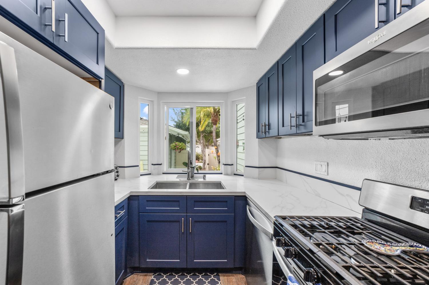 Small Kitchen Remodeling in Vista CA with Improved Layout