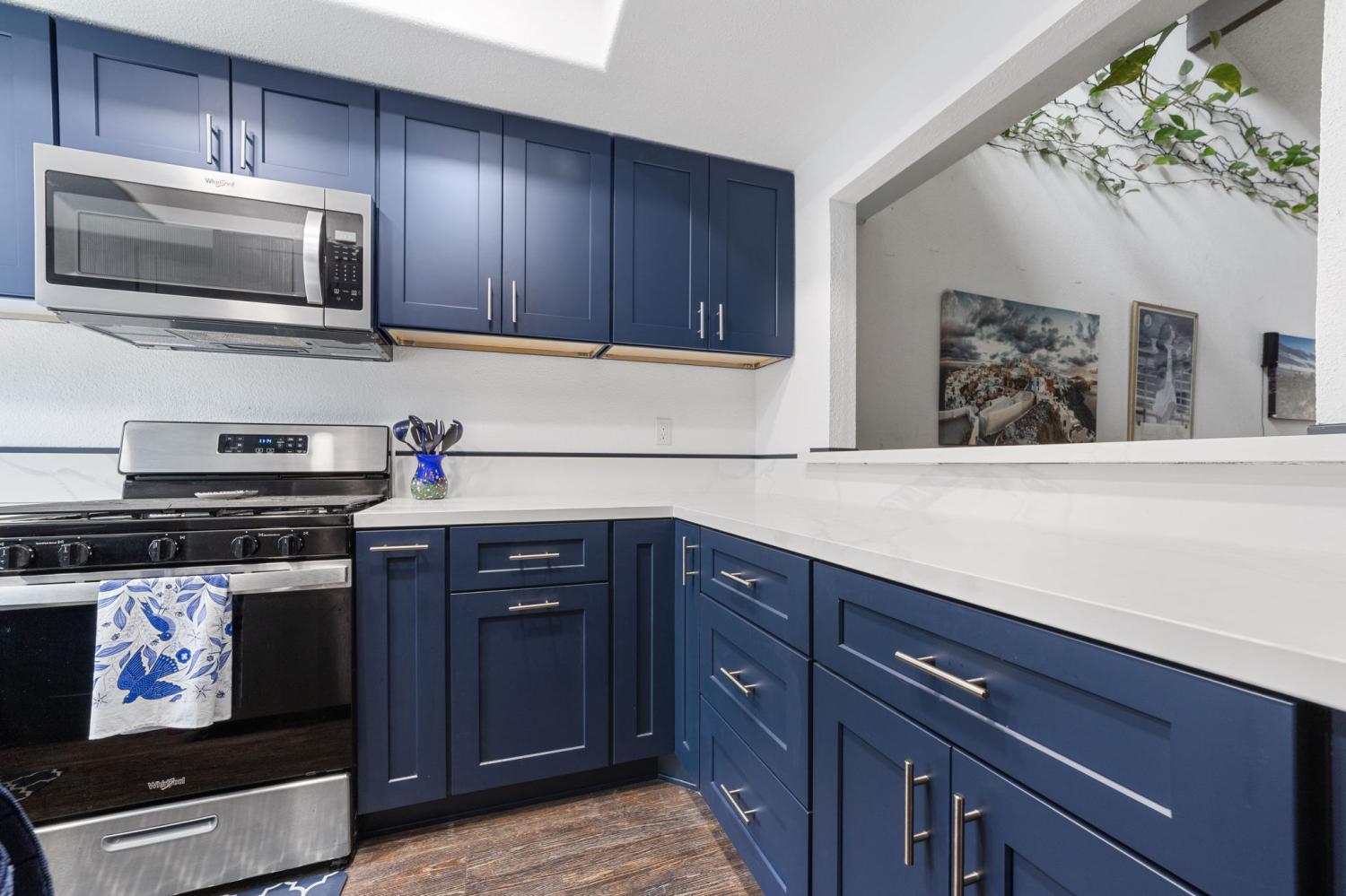 Small Kitchen Remodeling in Vista CA with Improved Layout