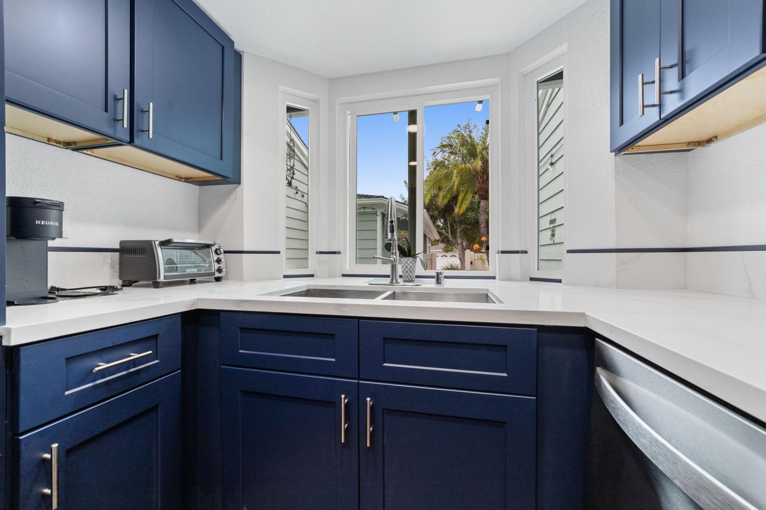 Small Kitchen Remodeling in Vista CA with Improved Layout